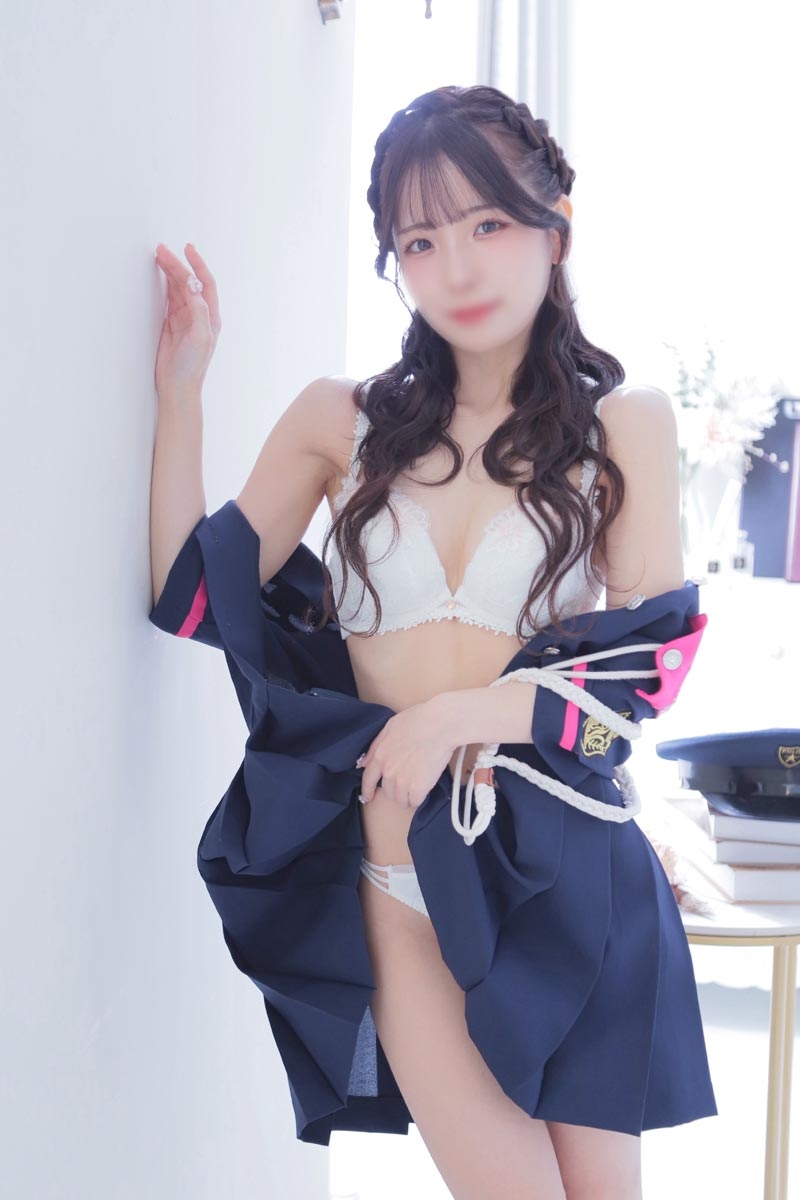 エマ PH8