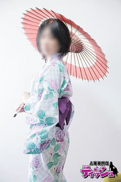 新人・フユミ PH1