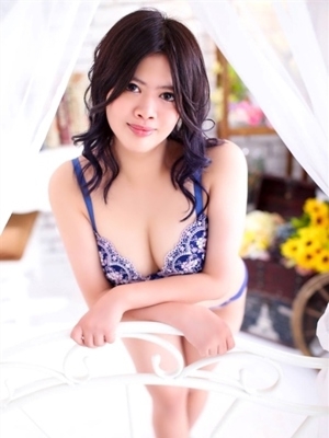 みなみ【小柄な超敏感姫】 PH2