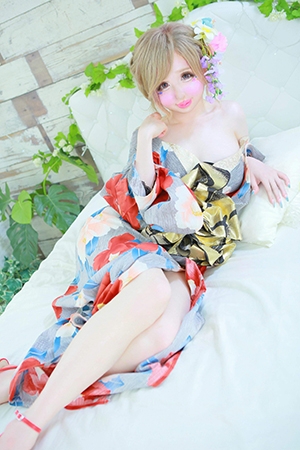 梶元れいな