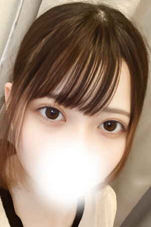 百乃ゆりは