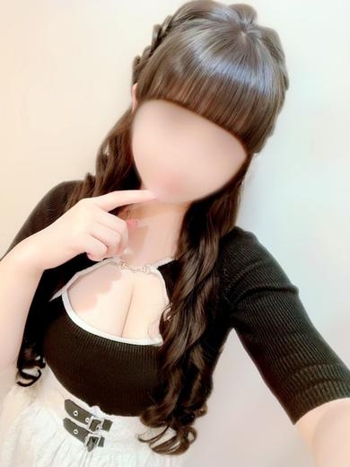 ひな【異次元Ｊ乳パイパン潮吹き】