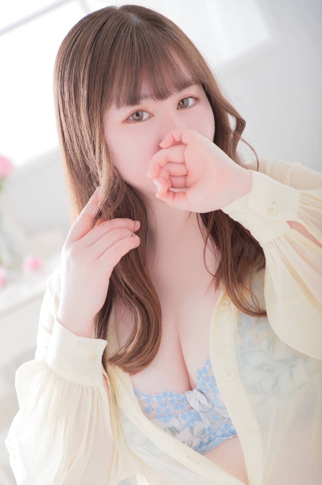 すみれ：新人