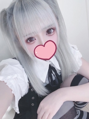 てぃな