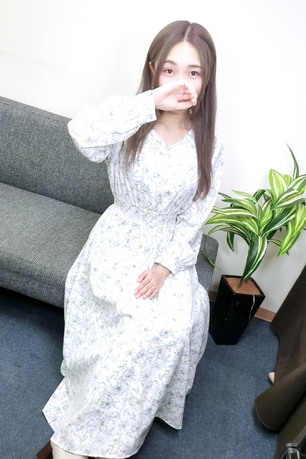 凪耶/なや