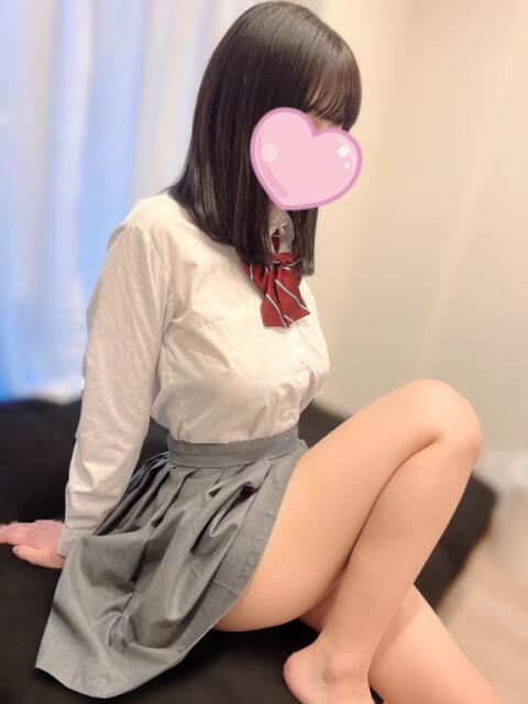 4/19体験なこ『第六感が訴える可愛さ！しかも巨乳で華奢』